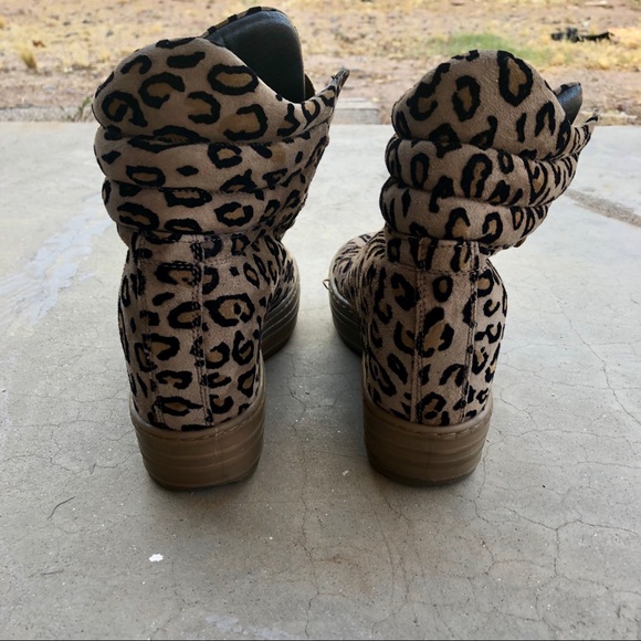 STEVEN BY STEVE MADDEN | sneaker wedge bootie - Picture 5 of 8